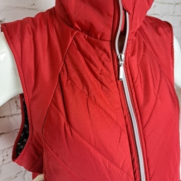𝅺Northern‎ Reflections Quilted Vest - Picture 3 of 10
